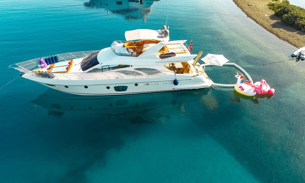 Motoryat Azimut 62 Fly